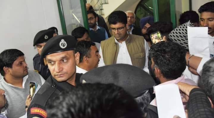 Permits of private buses will be canceled on collecting rent from college girl students: Deputy Chief Minister