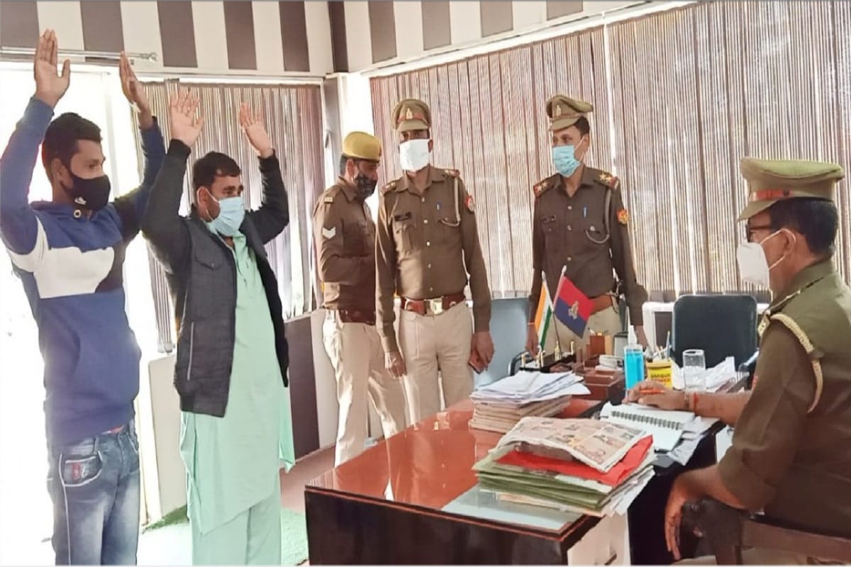 UP News: two criminals have surrendered in police station because of the fear of encounter in Shamli