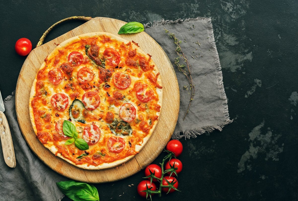 How To Make Pizza Without Microwave Step By Step Recipe In Hindi