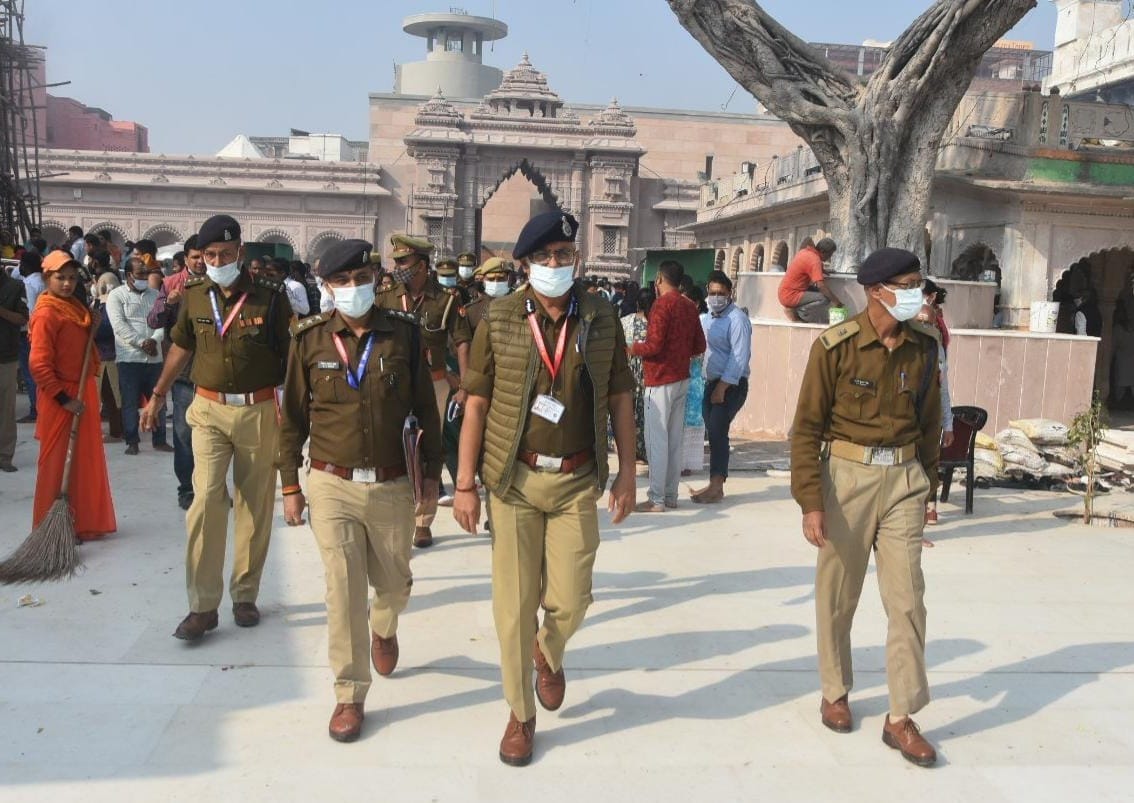 kashi vishwanath corridor inauguration Preparations going fast CP a satish ganesh briefed  officers regarding VVIP arrival