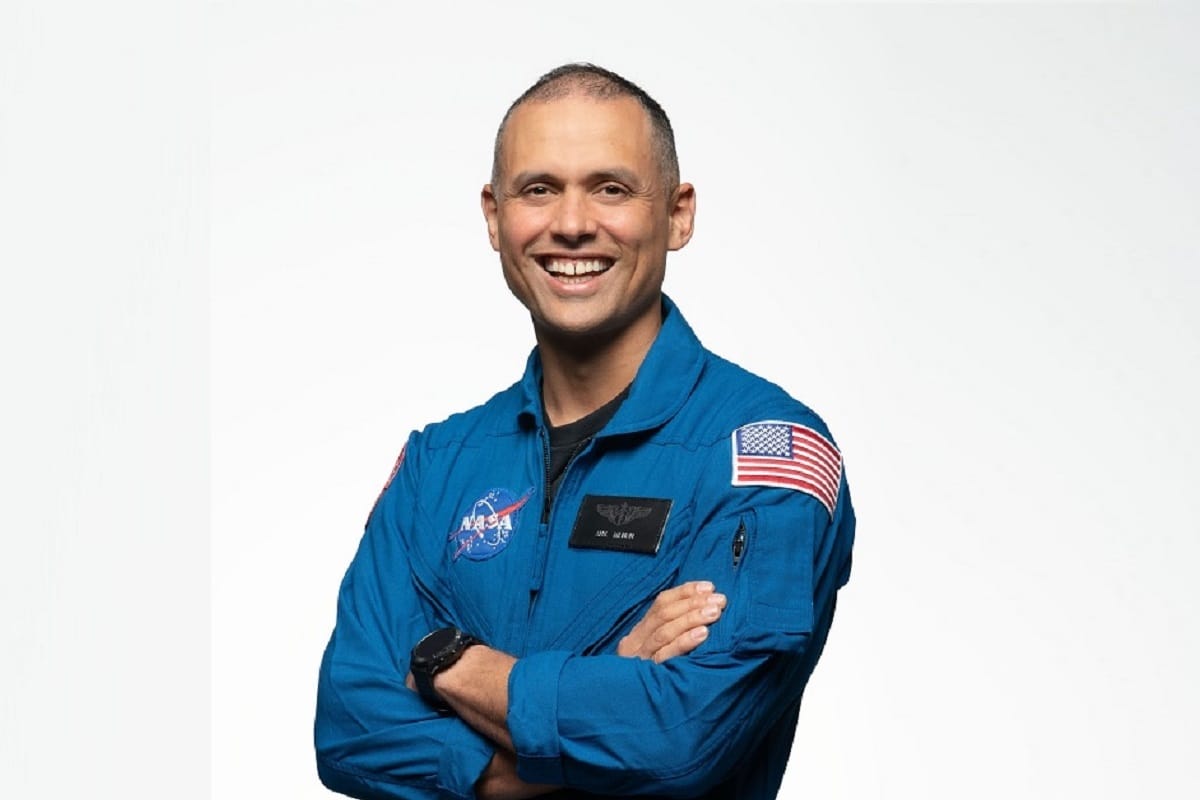 NASA selected Indian Origin doctor Anil Menon and 9 others for future missions all you need to know in Hindi