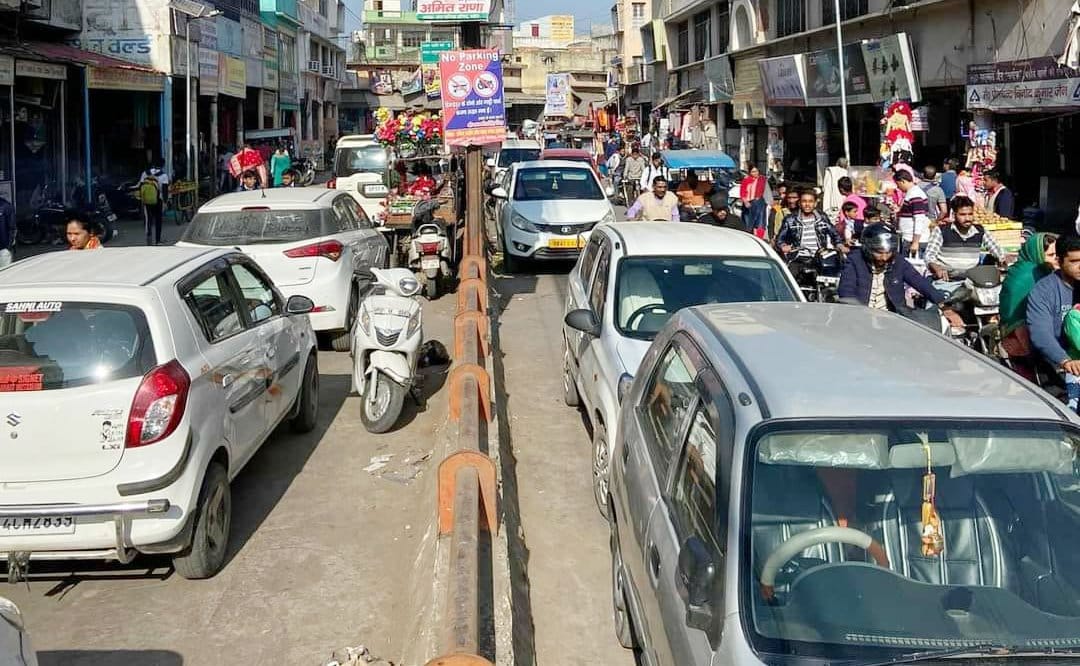 How to get rid of the jam, made the divider a parking place