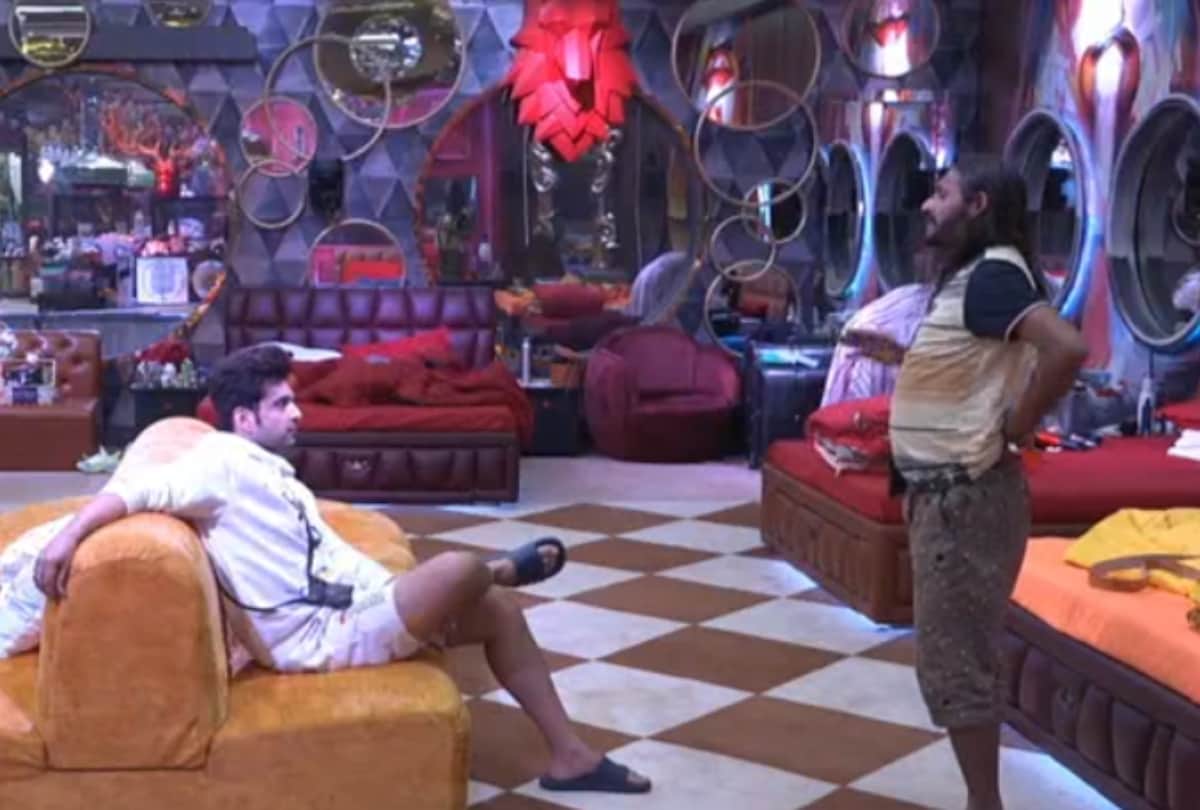 Bigg Boss 15 abhijeet bichukale told Rashami Desai a witch enmity started between them