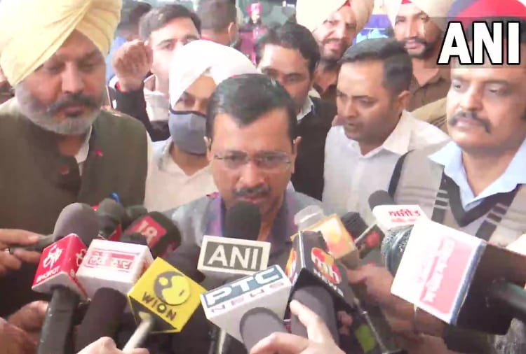 Delhi CM Arvind Kejriwal Accuses Punjab CM Charanjit channi