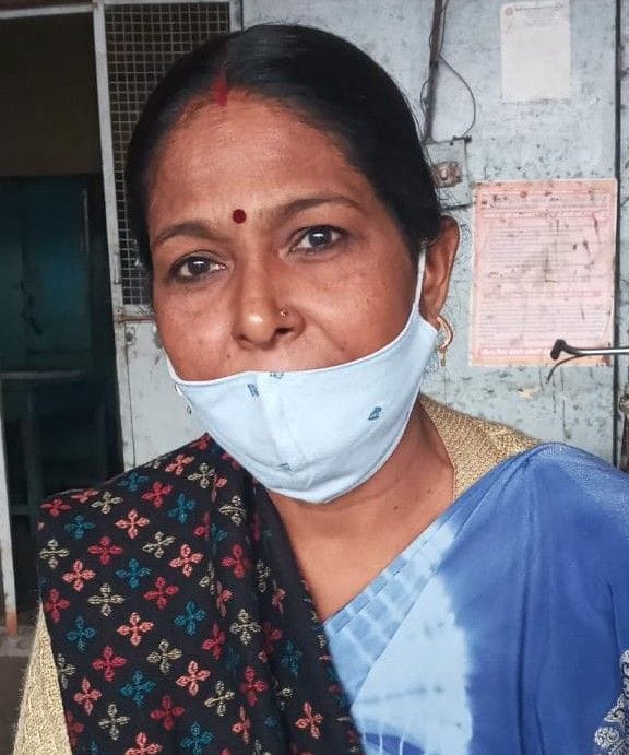 Hathras: Increased craze among women to drive four wheelers and two wheelers