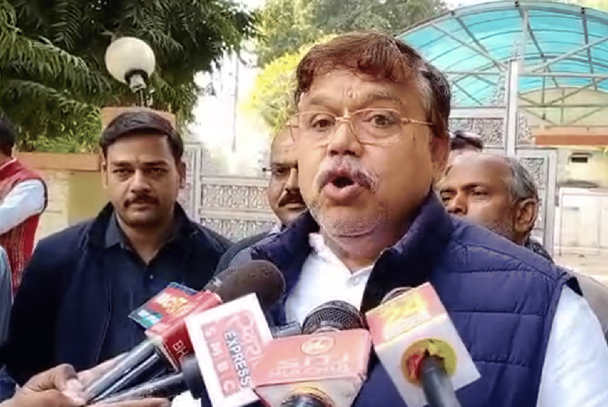 Who is the traitor: Madhya Pradesh's Energy Minister said- Digvijay's ancestors had said that they have served the British for generations