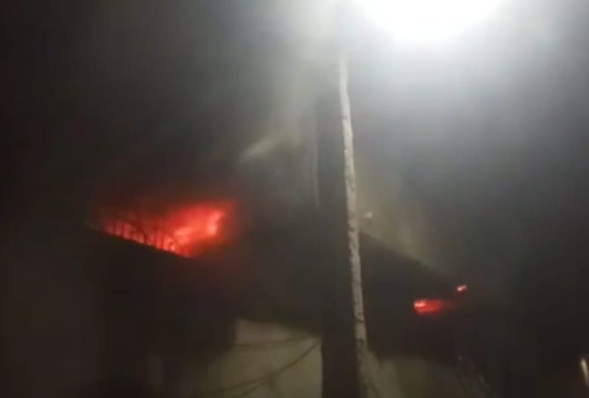 Massive fire breaks out at furniture warehouse in agra