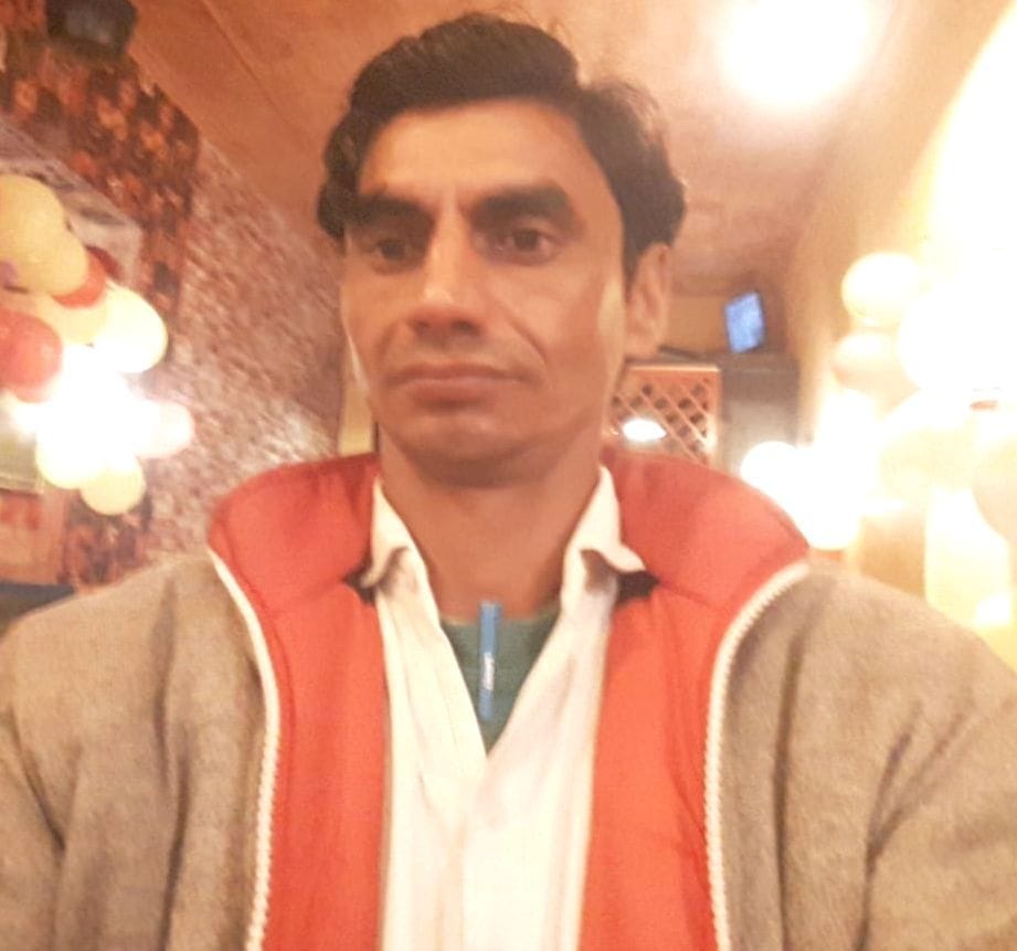 Restaurant worker's body found on service road