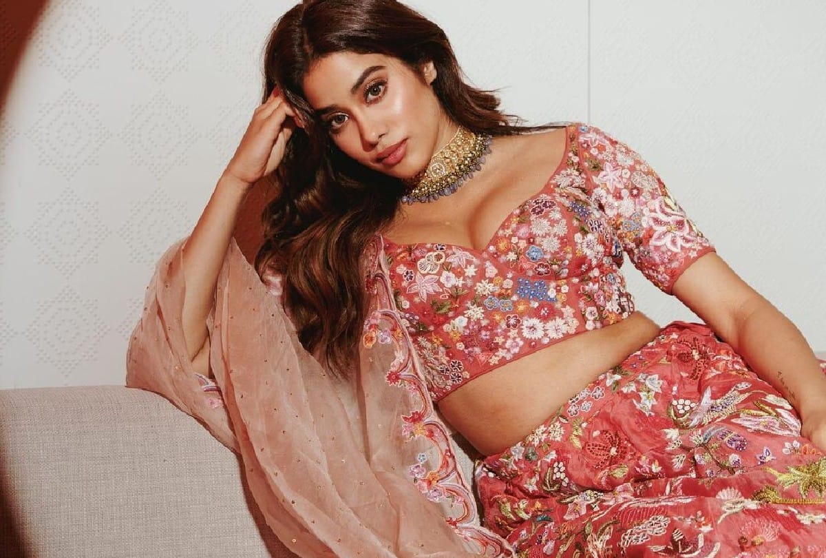 Janhvi Kapoor Embroidered Peach Lehenga Photos Viral