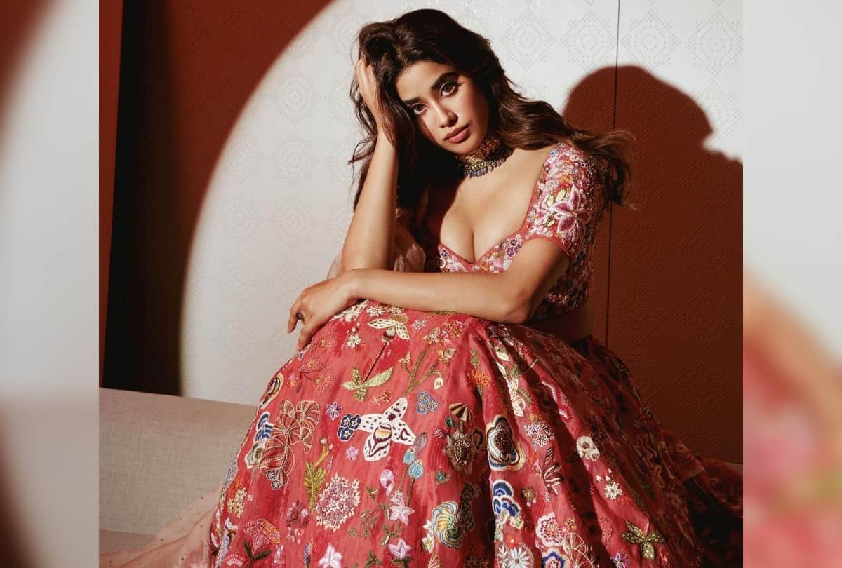 Janhvi Kapoor shares throwback video of dancing on Umrao Jaan song In Aankhon Ki Masti