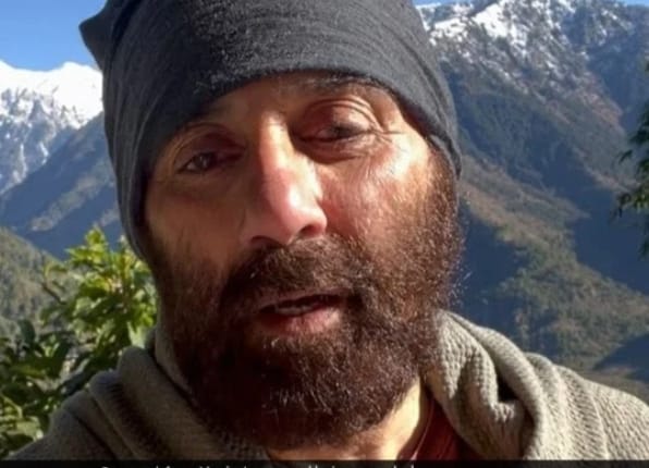 Locals will be seen with Sunny Deol and Ameesha in Gadar 2