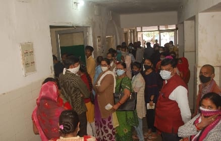 Corona vaccination derailment due to movement of contractual employees