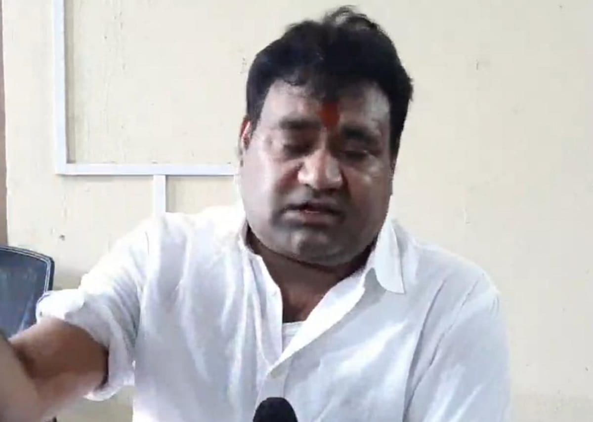 Deegh block chief accused in murder case arrested in bhadohi