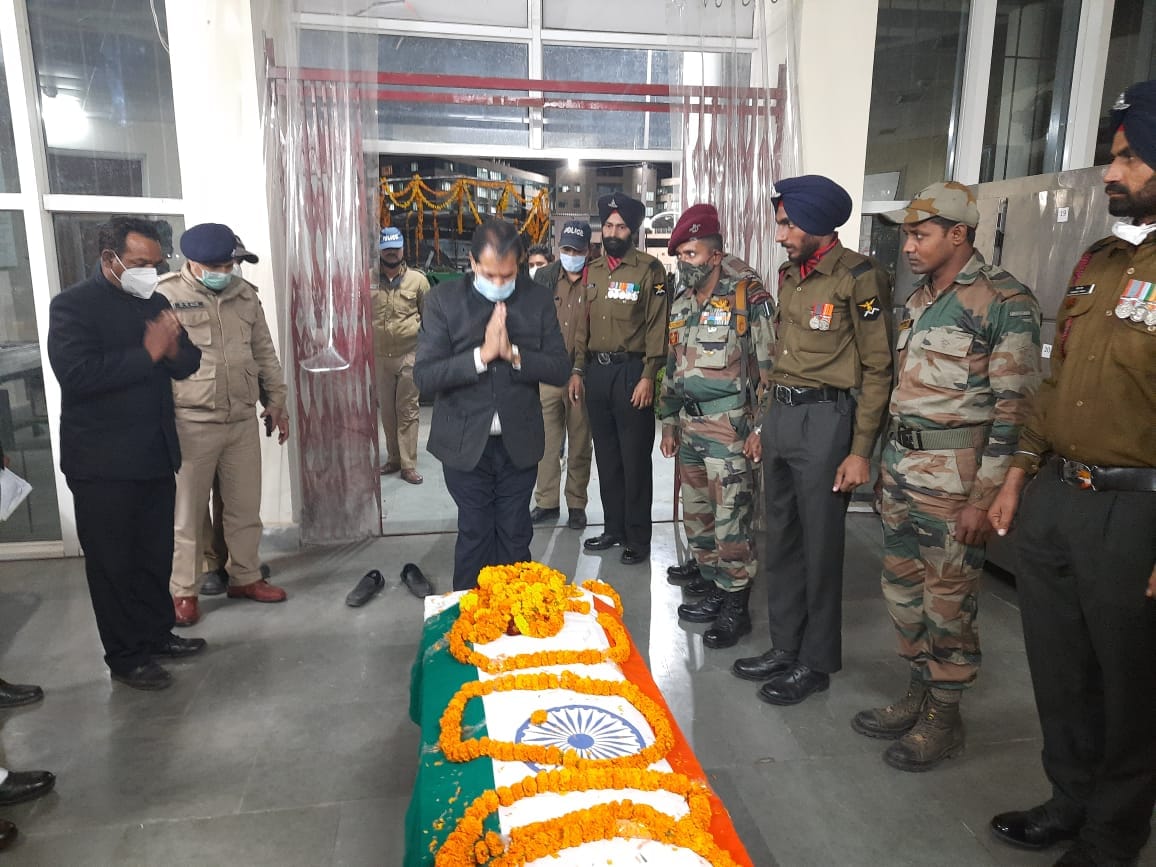 Nagaland Violence: Martyred jawan Gautam cremation, his father says will send another son to the army too, see photos
