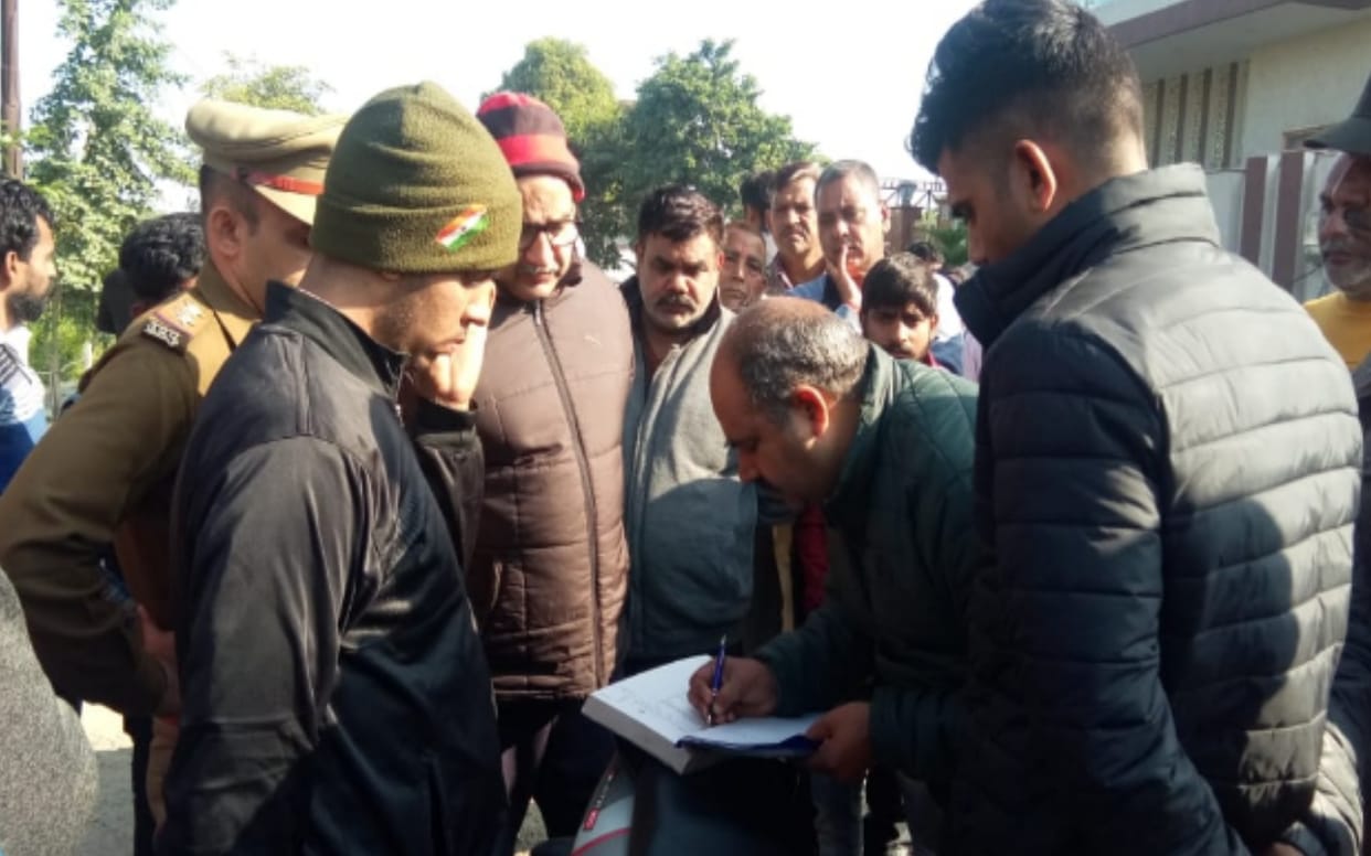 Meerut student  murdered after kidnapping who went out for tuition in Partapur