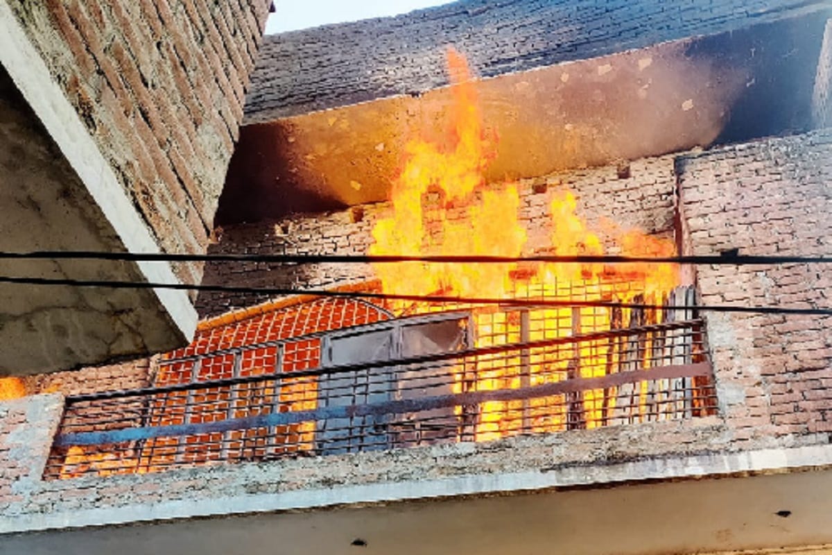 Fire in a wood factory in Saharanpur and has caused loss of 12 lakh