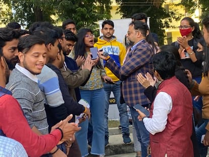 UP Assembly Election 2022 Lucknow Youth Ki Baat Coverage News Updates In Hindi 
