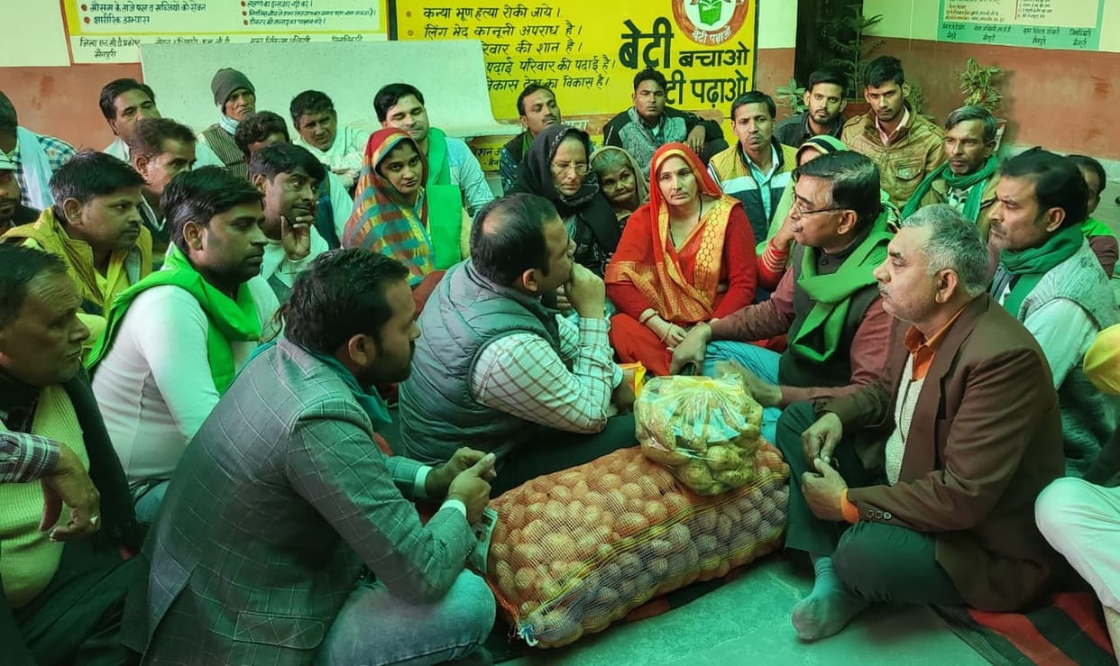 Agriculture officer held hostage by farmers