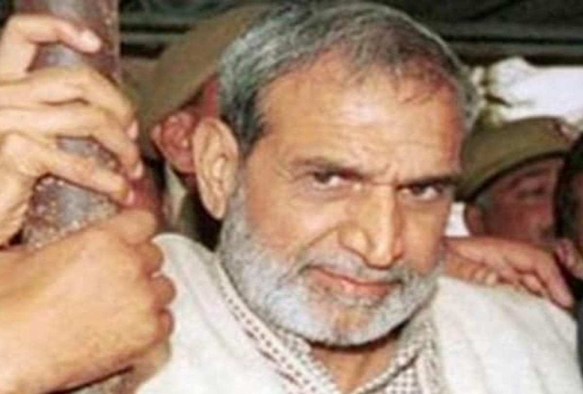 Charges framed against former MP Sajjan Kumar