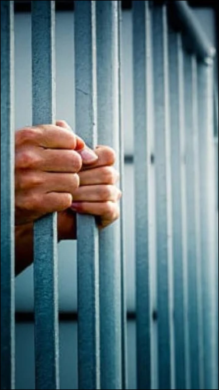 uttarakhand news: Raid in Almora district jail, mobiles recovered for the third time in three months
