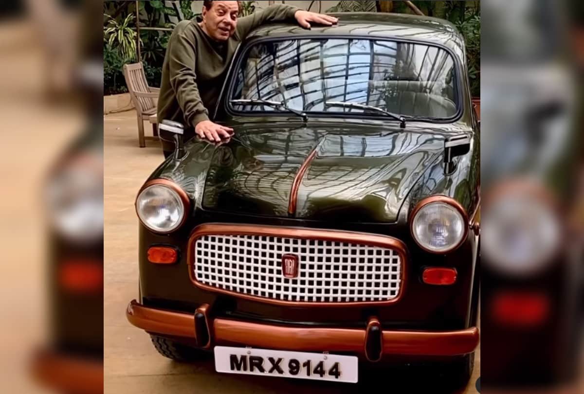 Amid late night tweeting netizen asks Dharmendra to go to bed he responds