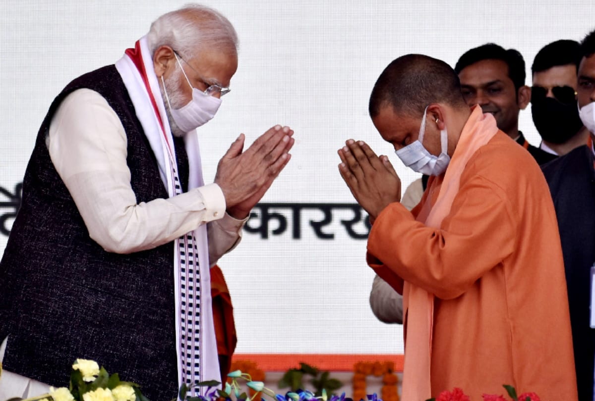 UP Mission 2022 Modi Yogi set agenda of development for BJP will fight elections on development