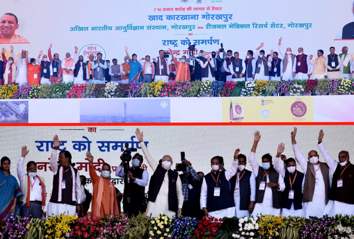 UP Mission 2022 Modi Yogi set agenda of development for BJP will fight elections on development