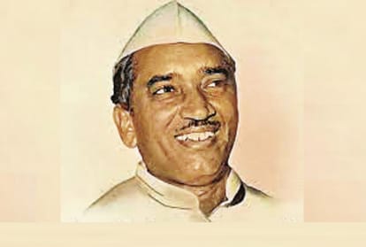लखनऊ सीट का रोचक इतिहास: पिता हेमवती नंदन बहुगुणा ने जीत का इतिहास रचा तो बेटी ने हार का Lucknow Loksabha Seat: BJP won Lucknow seat eight times.