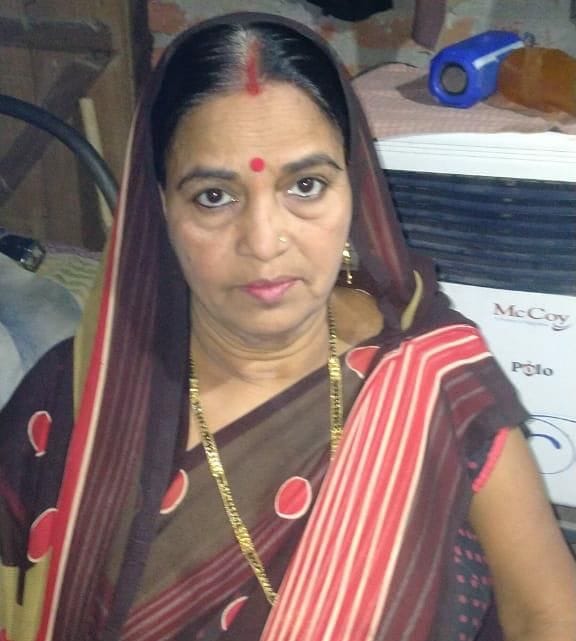 Woman dies after falling from bike, creates chaos