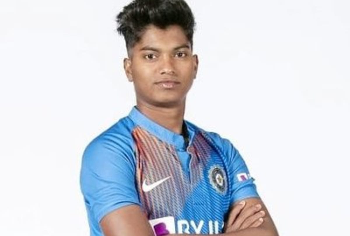 india d beats india a by 22 runs in women challenger trophy one day tournament with the support of pooja Vastrakar
