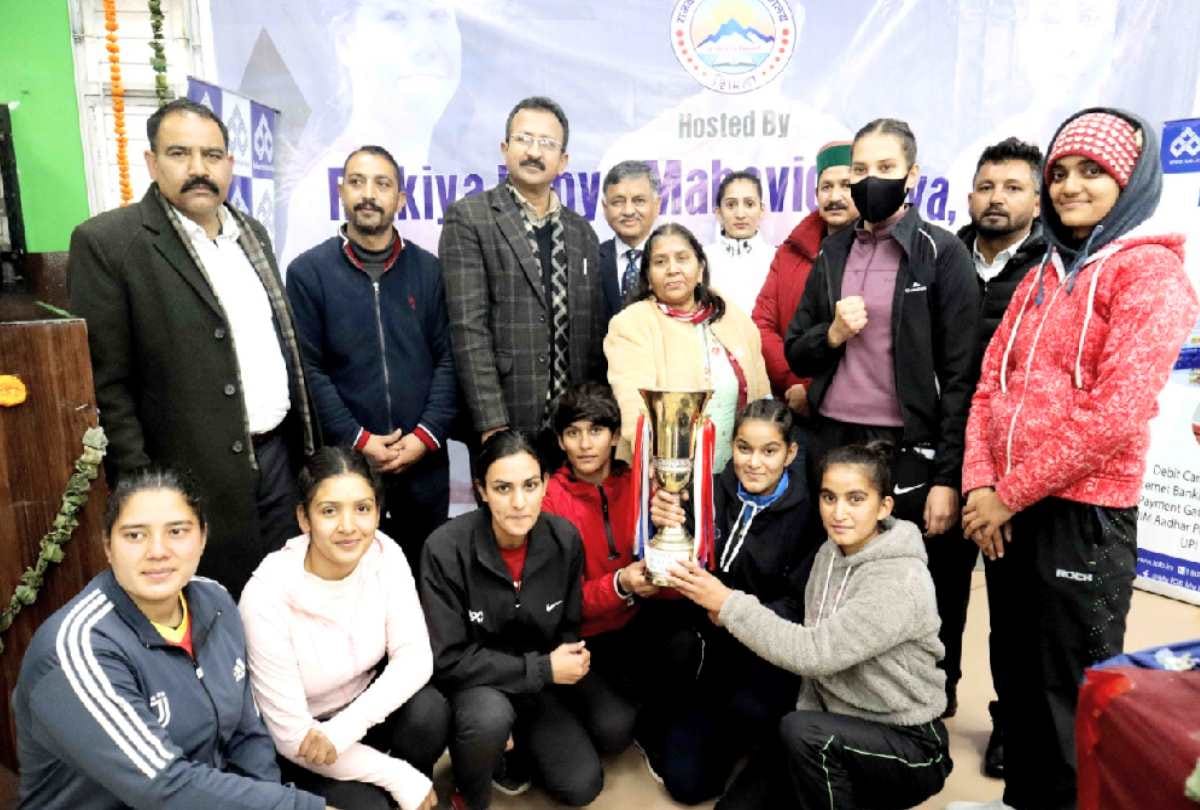 Inter College Boxing Competition: Overall trophy title for Sundernagar, Rampur runner-up