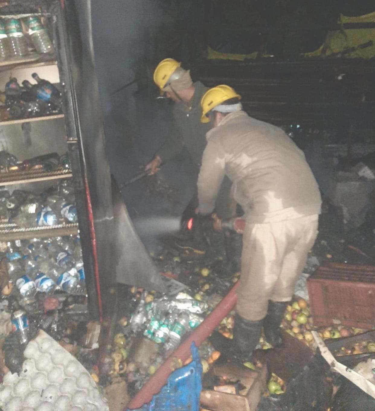 Fire broke out in Bhuntar vegetable market; 4 shops ashes, loss of 22 lakhs