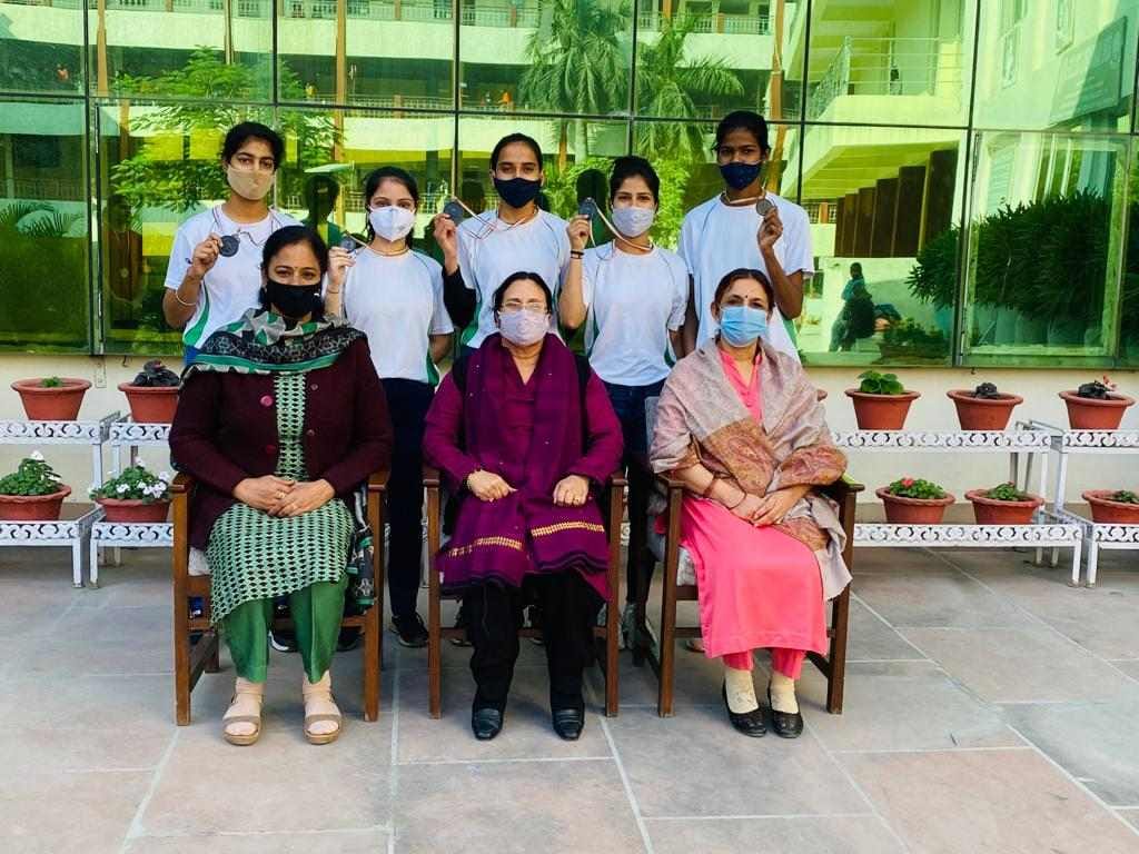 Guru Nanak Girls College won bronze medal in Yoga, Yamunanagar