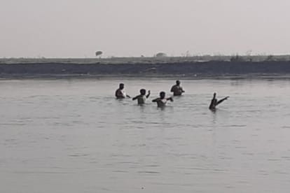 boyfriend murder his girlfriendin hastinapur Meerut, deadbody thrown in Ganga