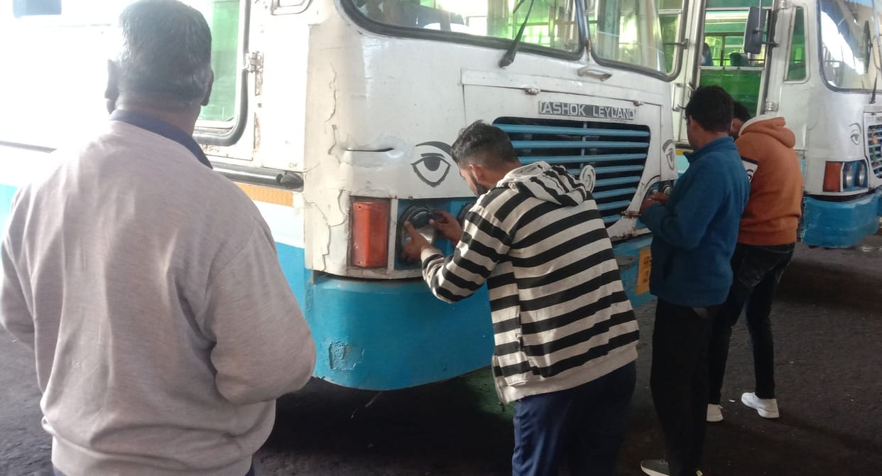 Roadways management will use yellow tube to prevent bus accidents in fog