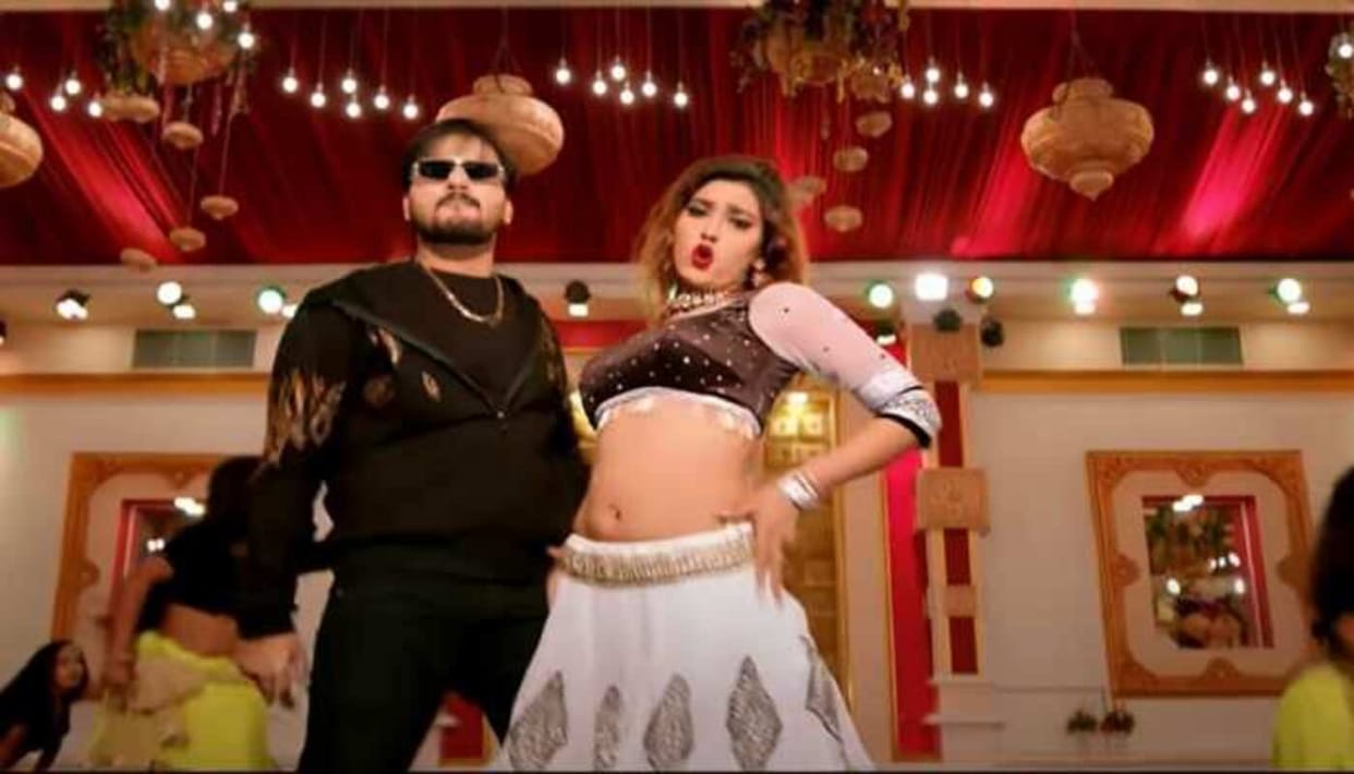 Arvind Akela Bhojpuri Song: Akanksha Dubey, Arvind Akela's new song 'Chhammak Challo' released
