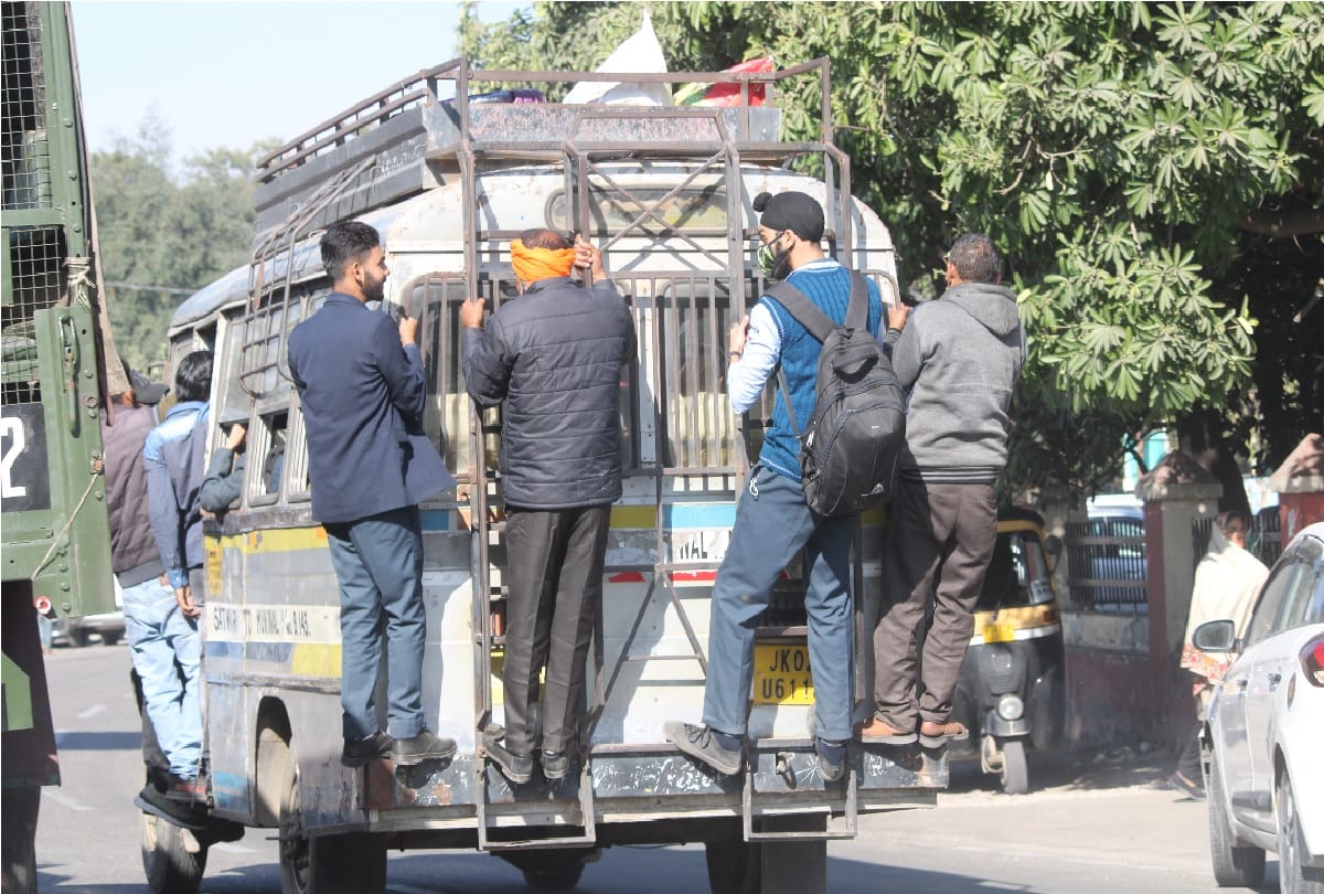 Jammu-Kashmir: Overloading on Raipur-Satwari route invites accidents, people forced to travel risking their lives