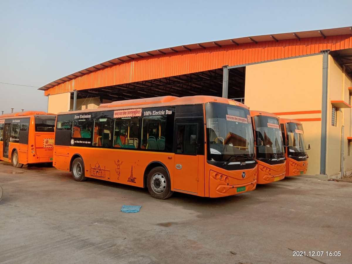 Rajdhni Express buses fair will be low.