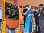12. सुल्तानपुर में संघटक महाविघालय चुग्घूपुर का लोकार्पण करतीं राज्यपाल आनंदीबेन पटेल्