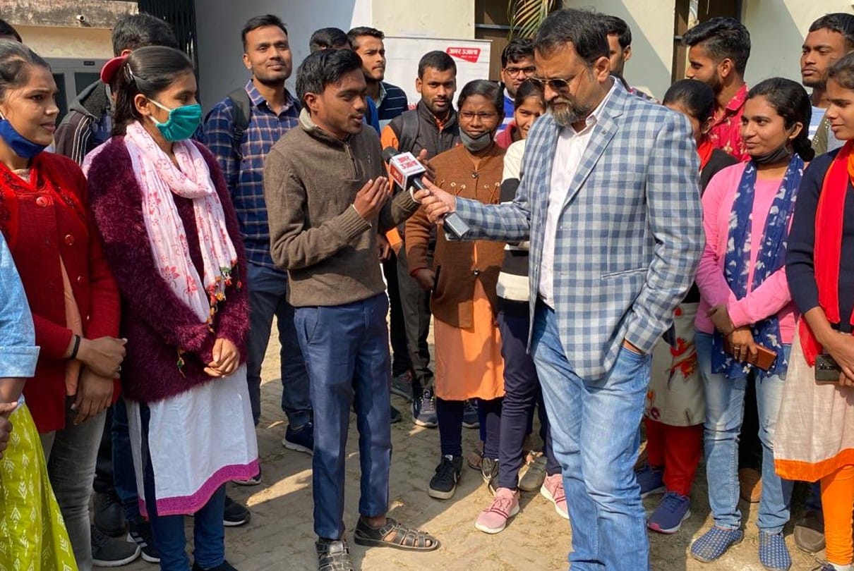 UP Assembly Election 2022 Gorakhpur Youth Ki Baat Coverage News Updates In Hindi
