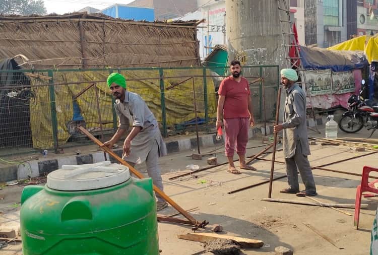 Farmers happy on the victory of one year struggle