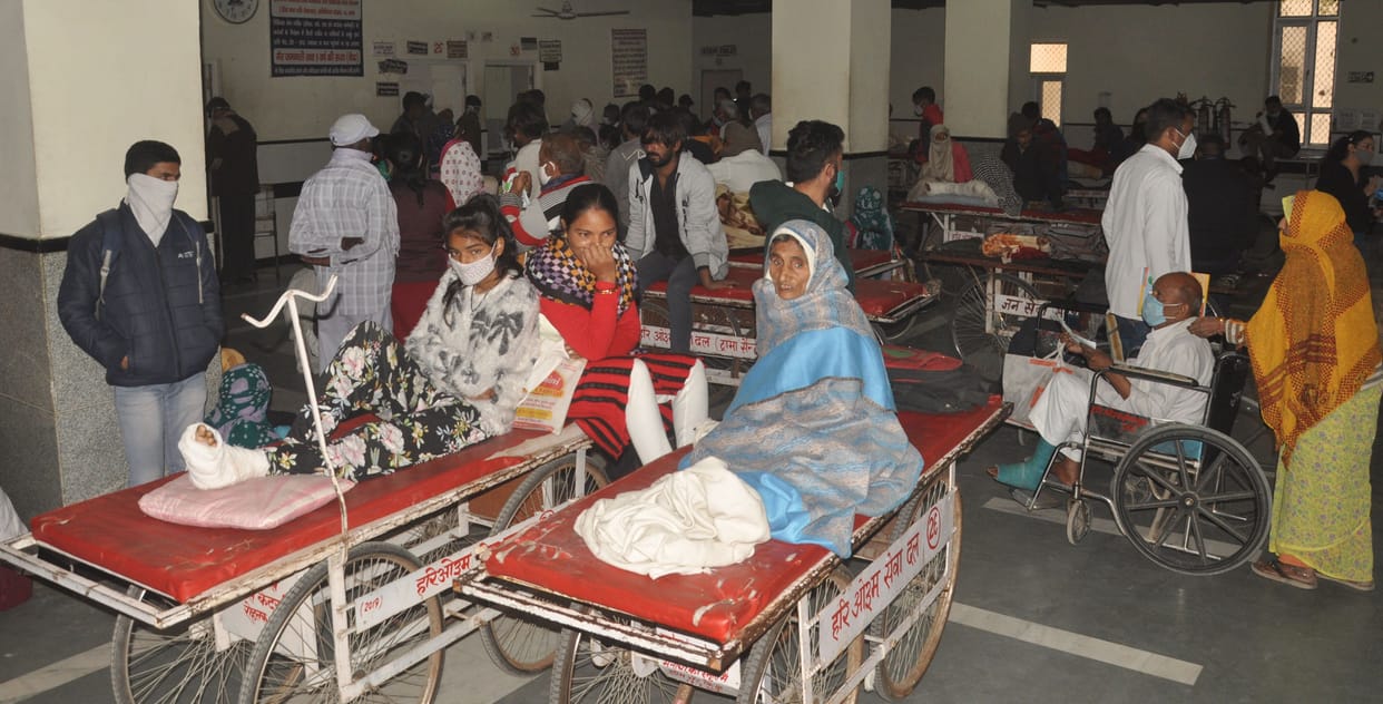 PG doctors strike continues, relief from starting maternity and emergency services