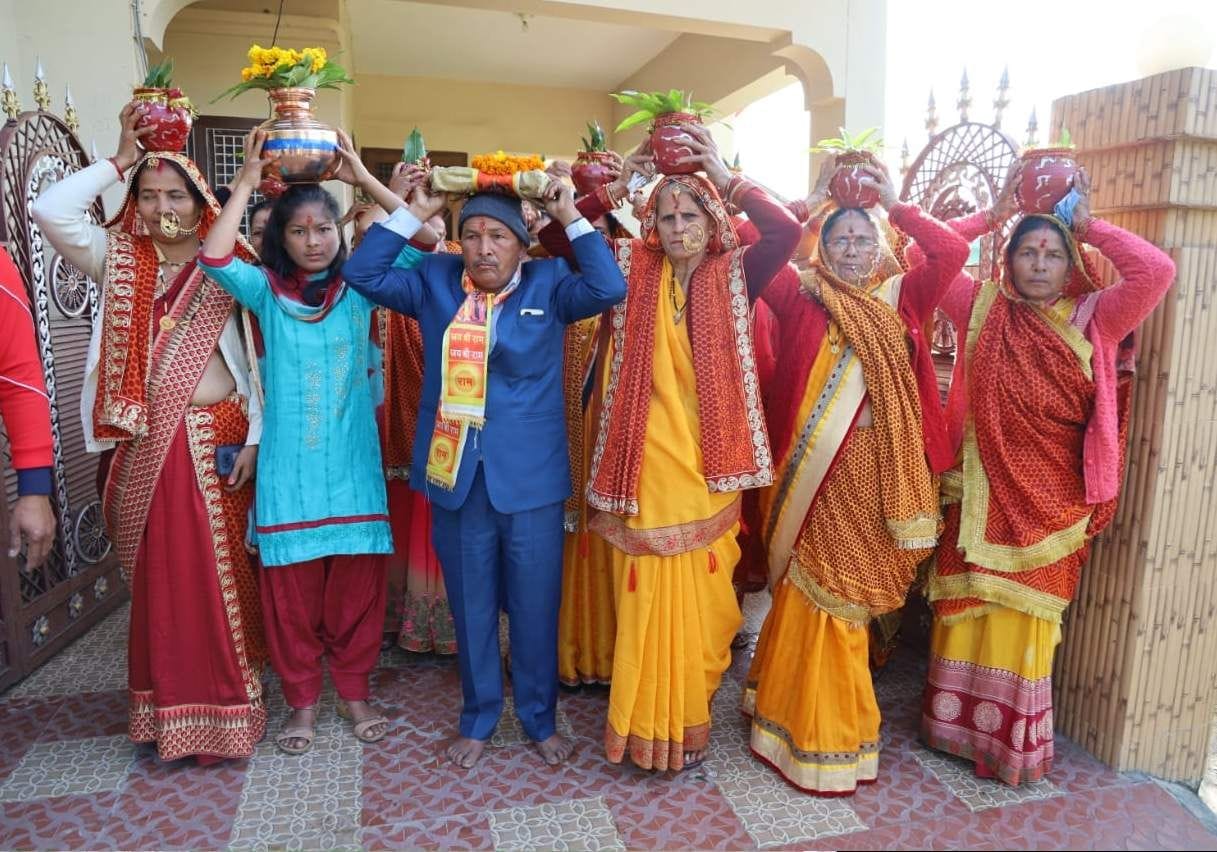 'Sins are destroyed by listening to Bhagwat Katha'