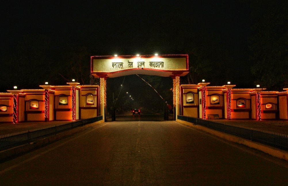 Kashi Vishwanath Dham Inauguration: PM Modi will stay in Bareka's guest house, attractive decoration of the entire complex