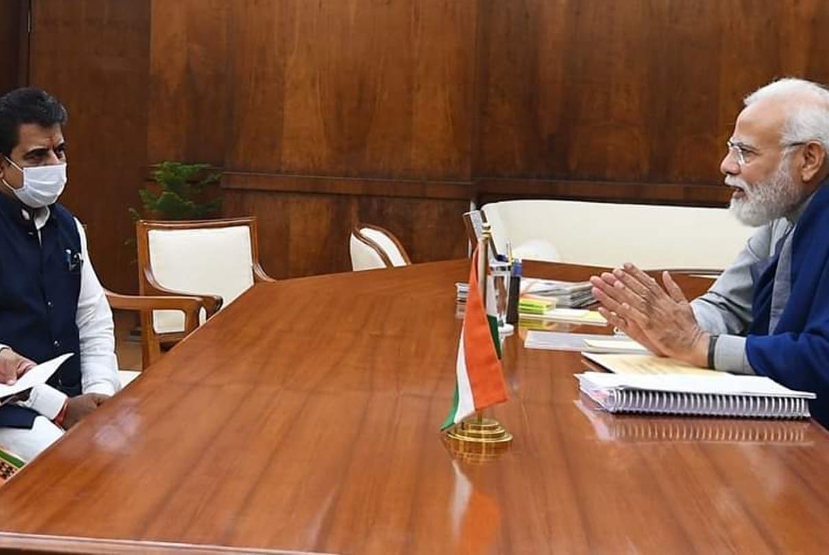 Indore: MP meets Prime Minister and requested to inaugurate Bio-CNG plant, said- Indore will become an example of Waste to Wealth
