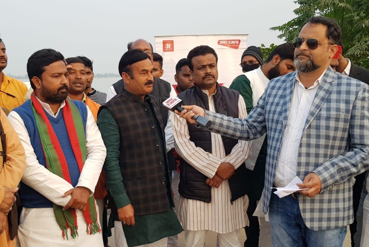 UP Assembly Election 2022 Gorakhpur Live Debates and Discussions Coverage News Updates in Hindi