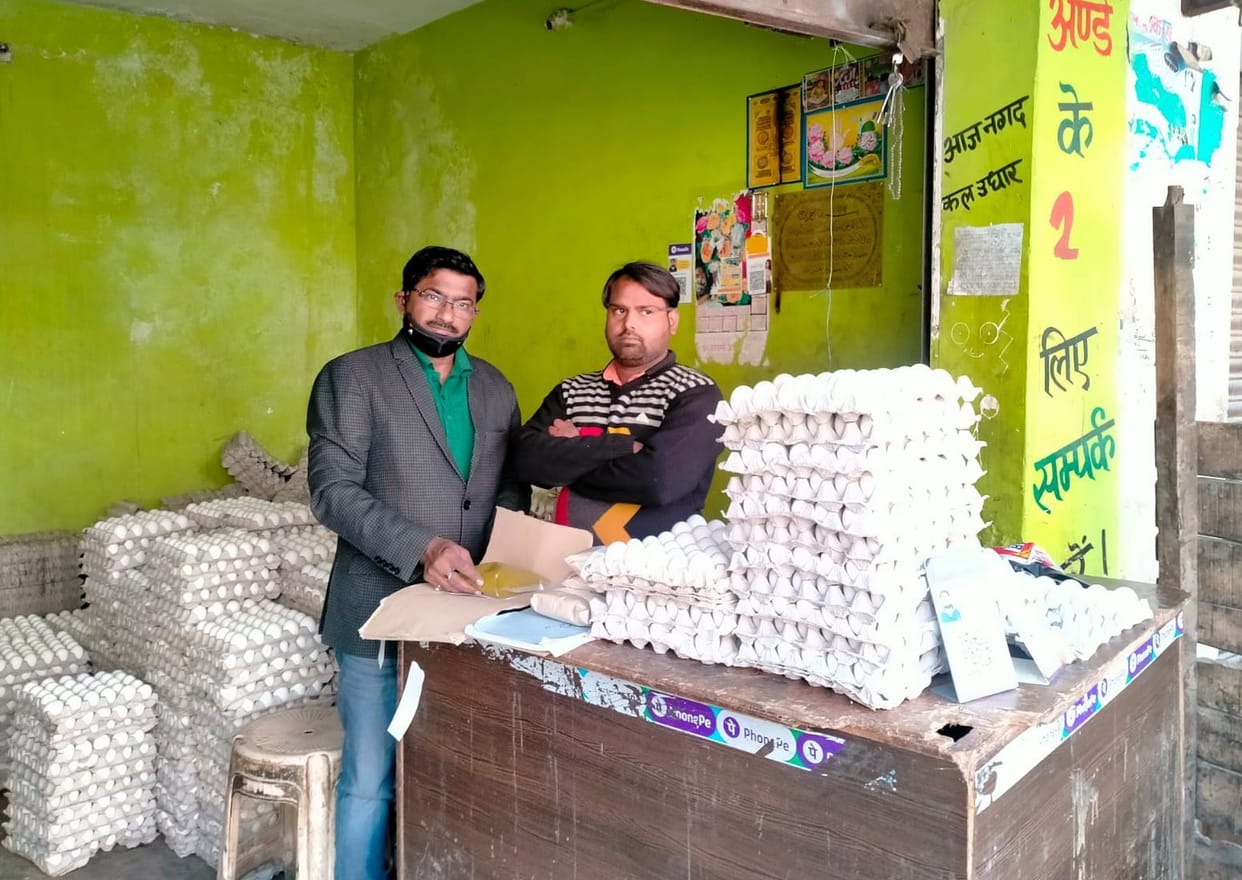 Food safety officer filled chutney sample