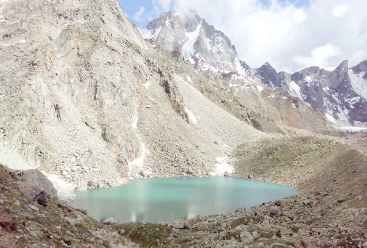 December's snowfall will act as a lifeline for glaciers, know what scientists say