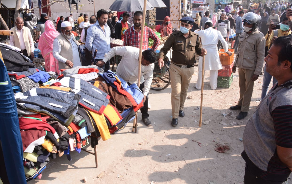No entry in the town of overloaded vehicles from today