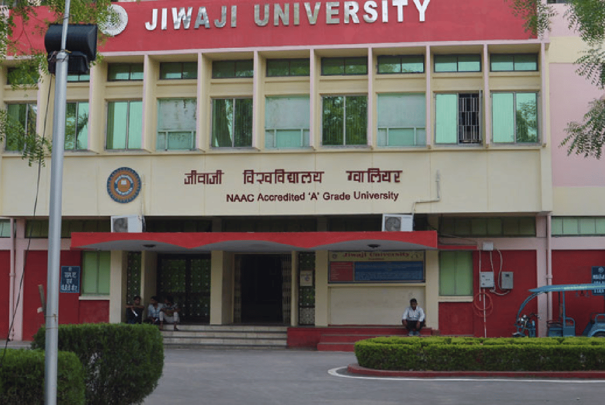 altercation between ABVP students and the Vice Chancellor of Jiwaji University